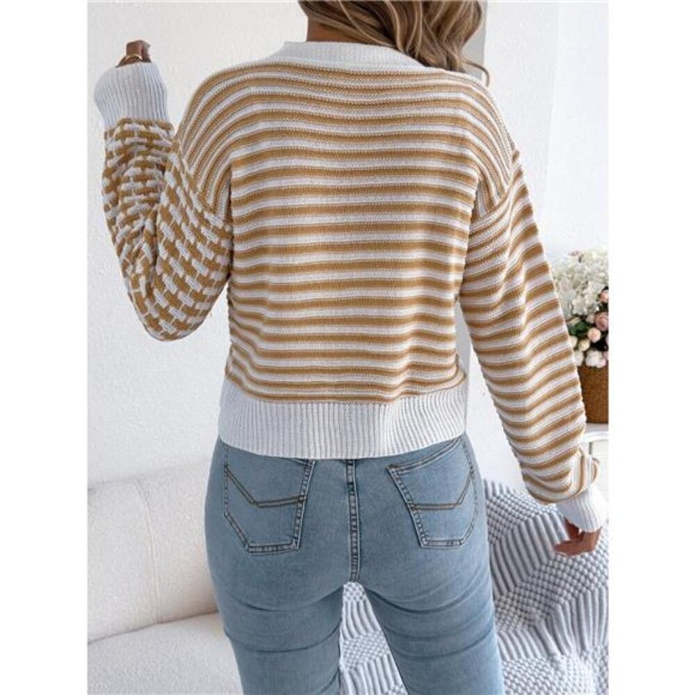 Striped Button-Up Cropped Cardigan - Picture 11 of 14